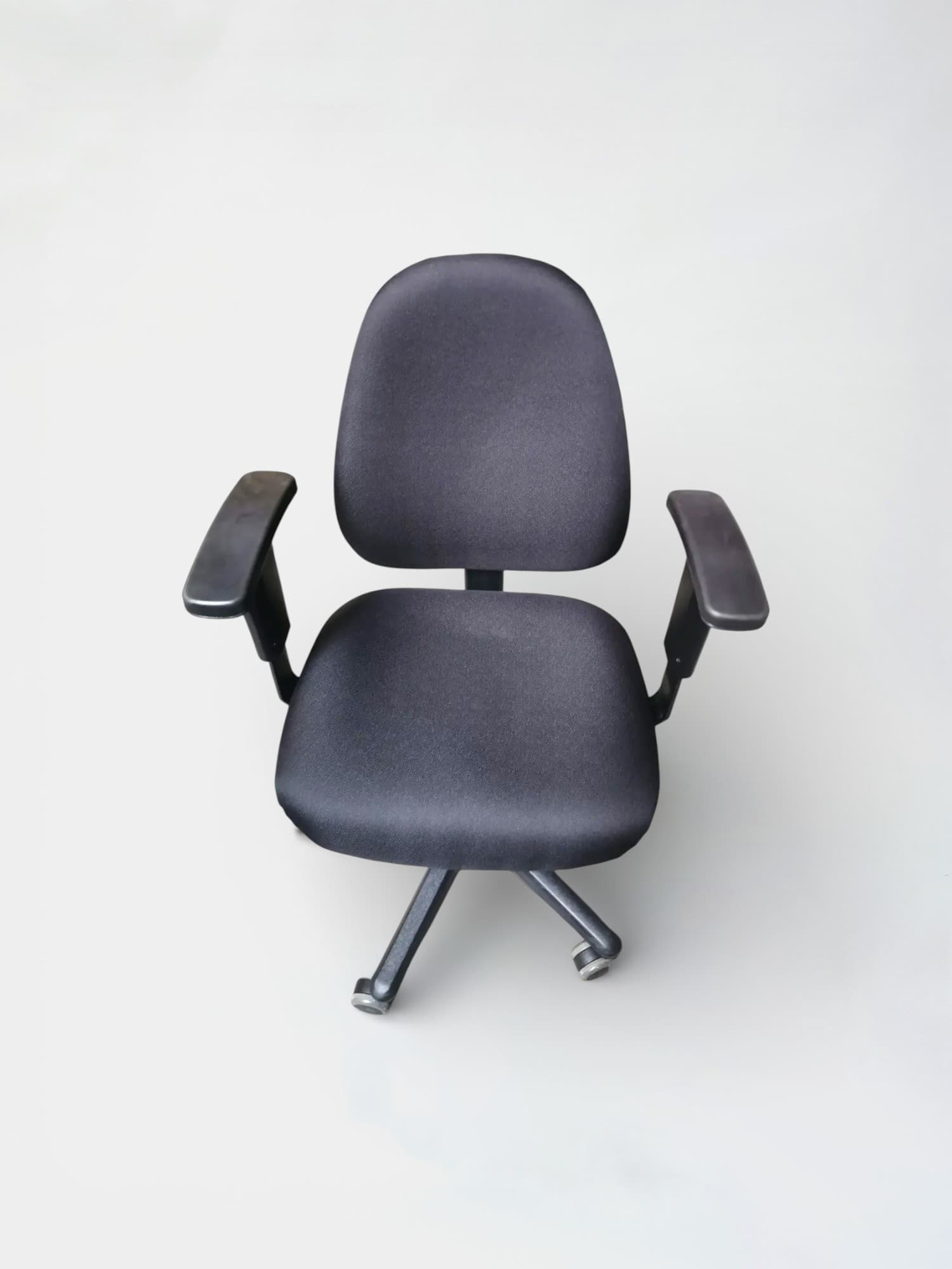 Novara Black office chair on wheels-0