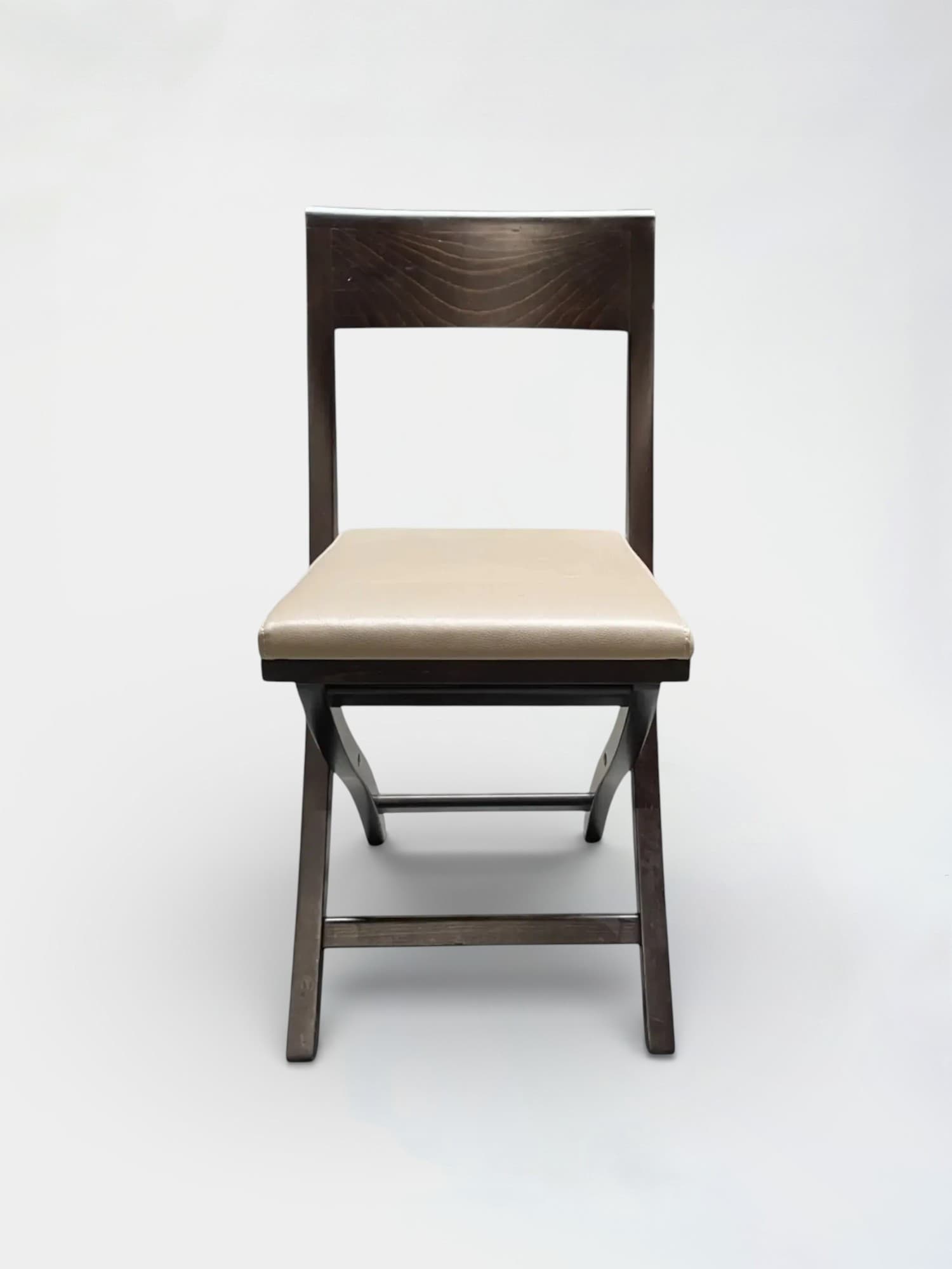 Donkerbruine houten stoel met beklede zitting in beige Hedendaags kantoormeubilair