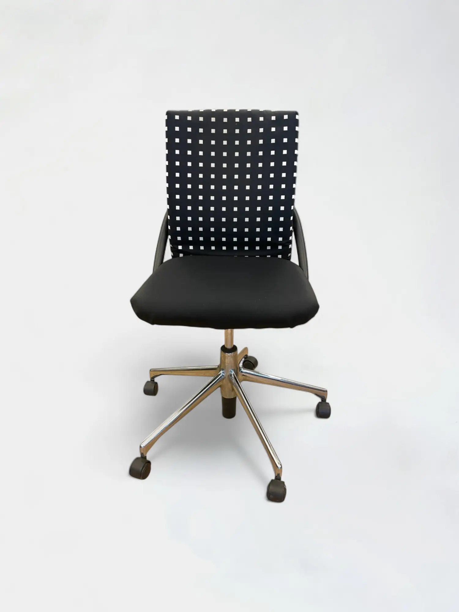Vitra Vintage Black cushion office chair-1