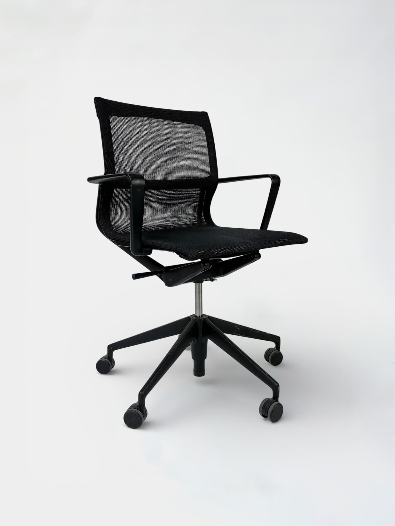 VITRA Physix adjustable black mesh office chair on wheels-0