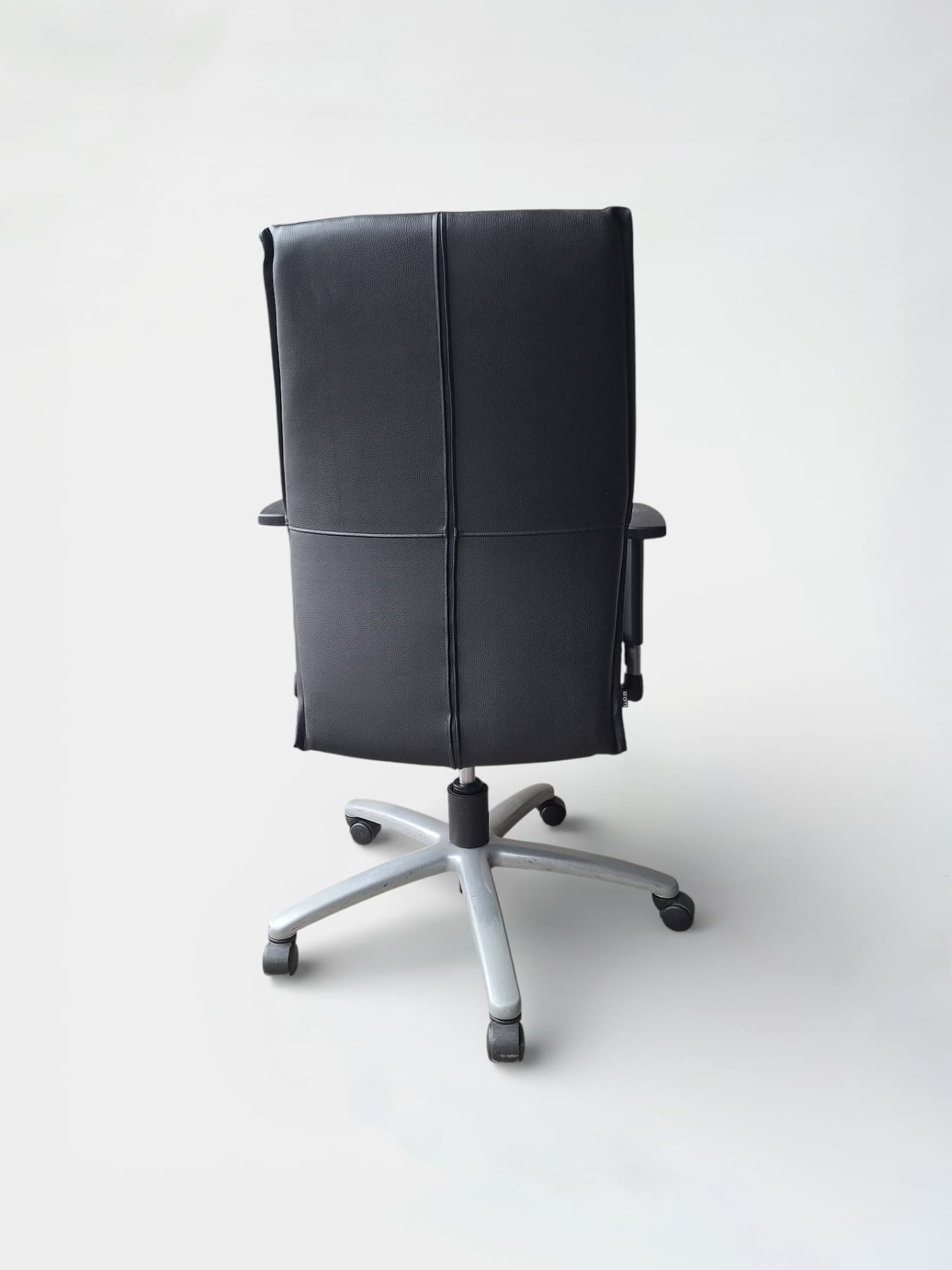 GDB black Leather Office Chair with Adjustable Armrests-3