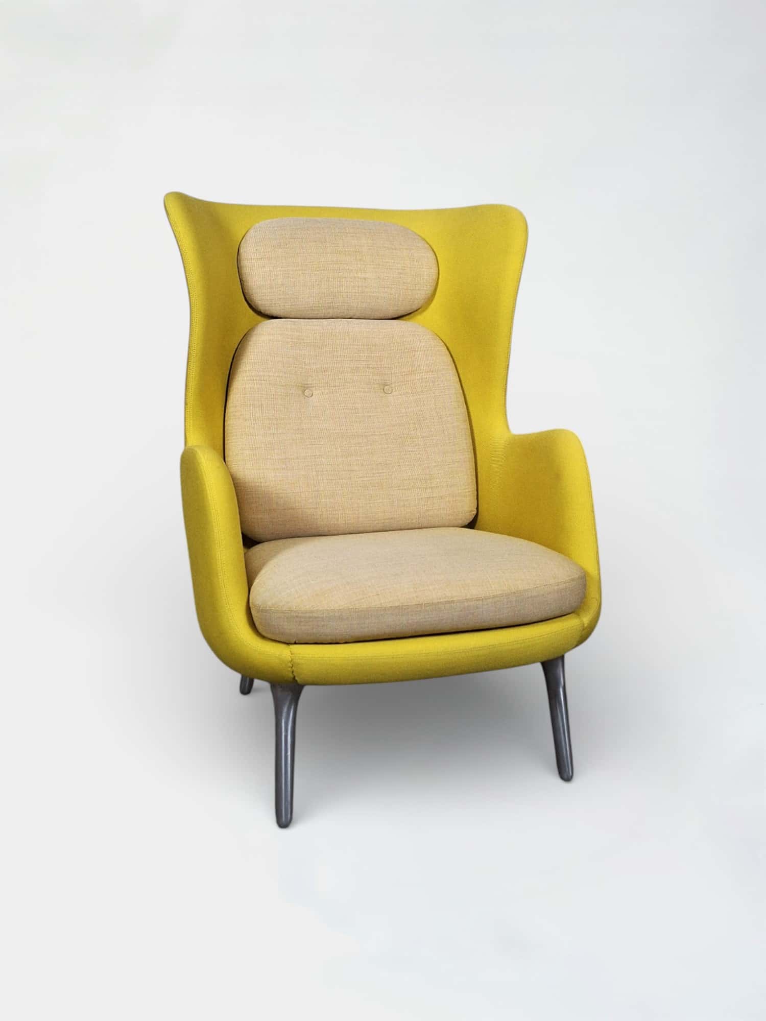 RO Lounge Chair by Republic of Fritz Hansen Design by Jaime Hayon product image