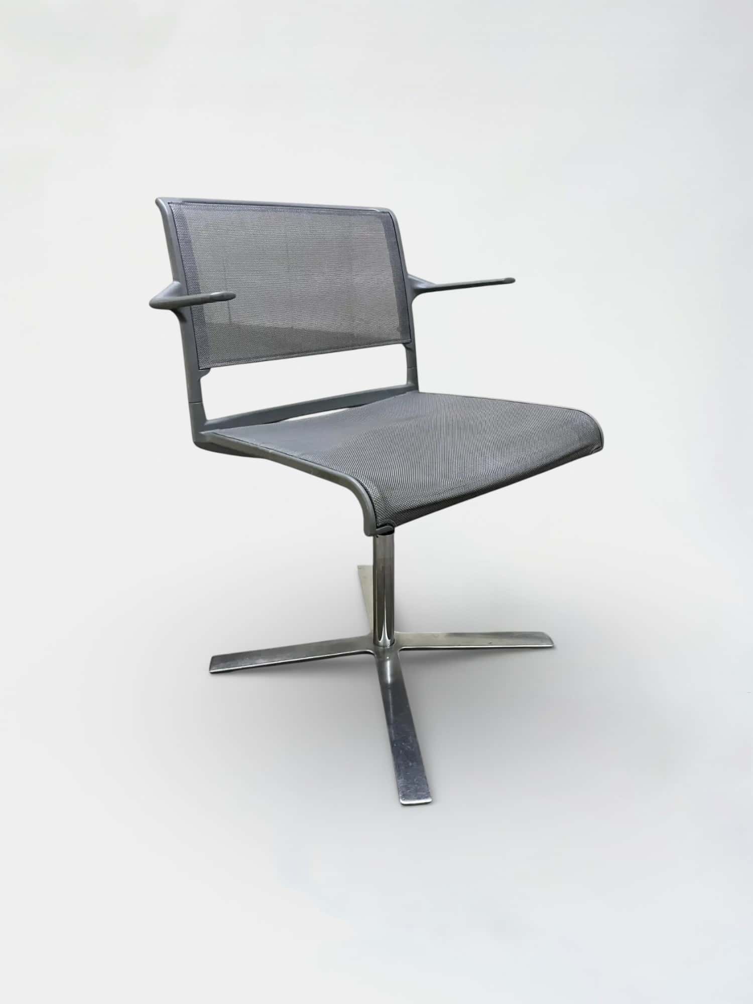 Wilkhahn Gray Mesh meeting Chair with Swivel Base product image