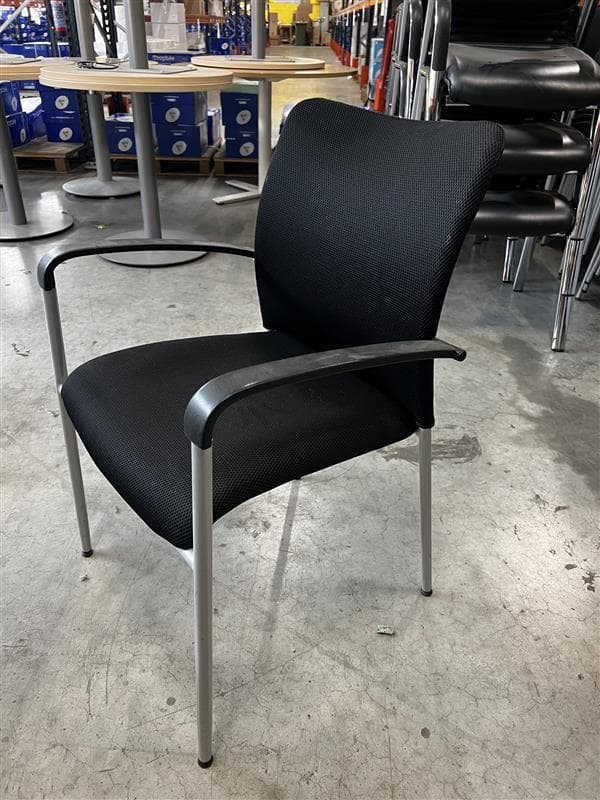 Chaise de réunion noire-1