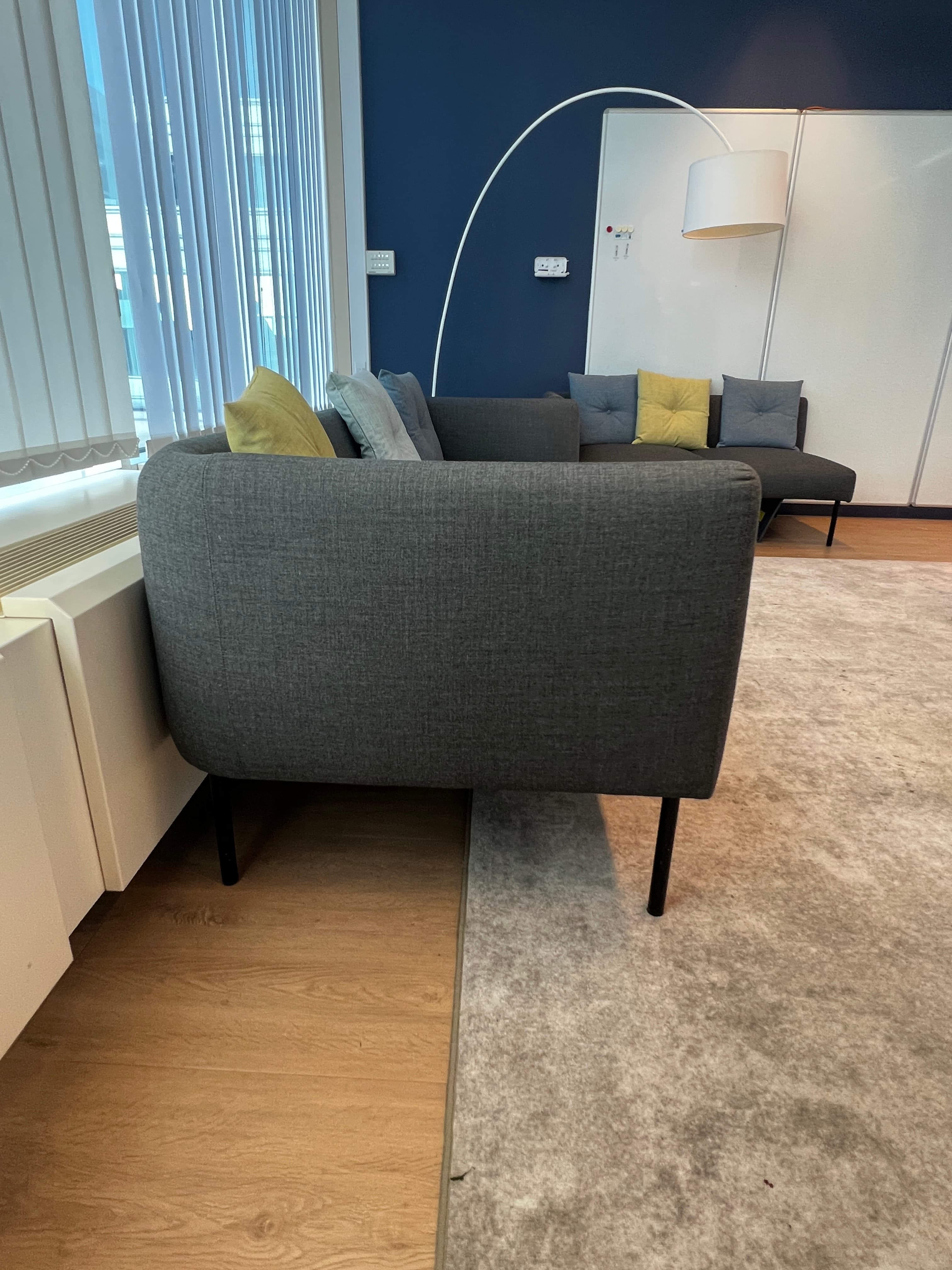 Canapé Martela en tissu gris-2