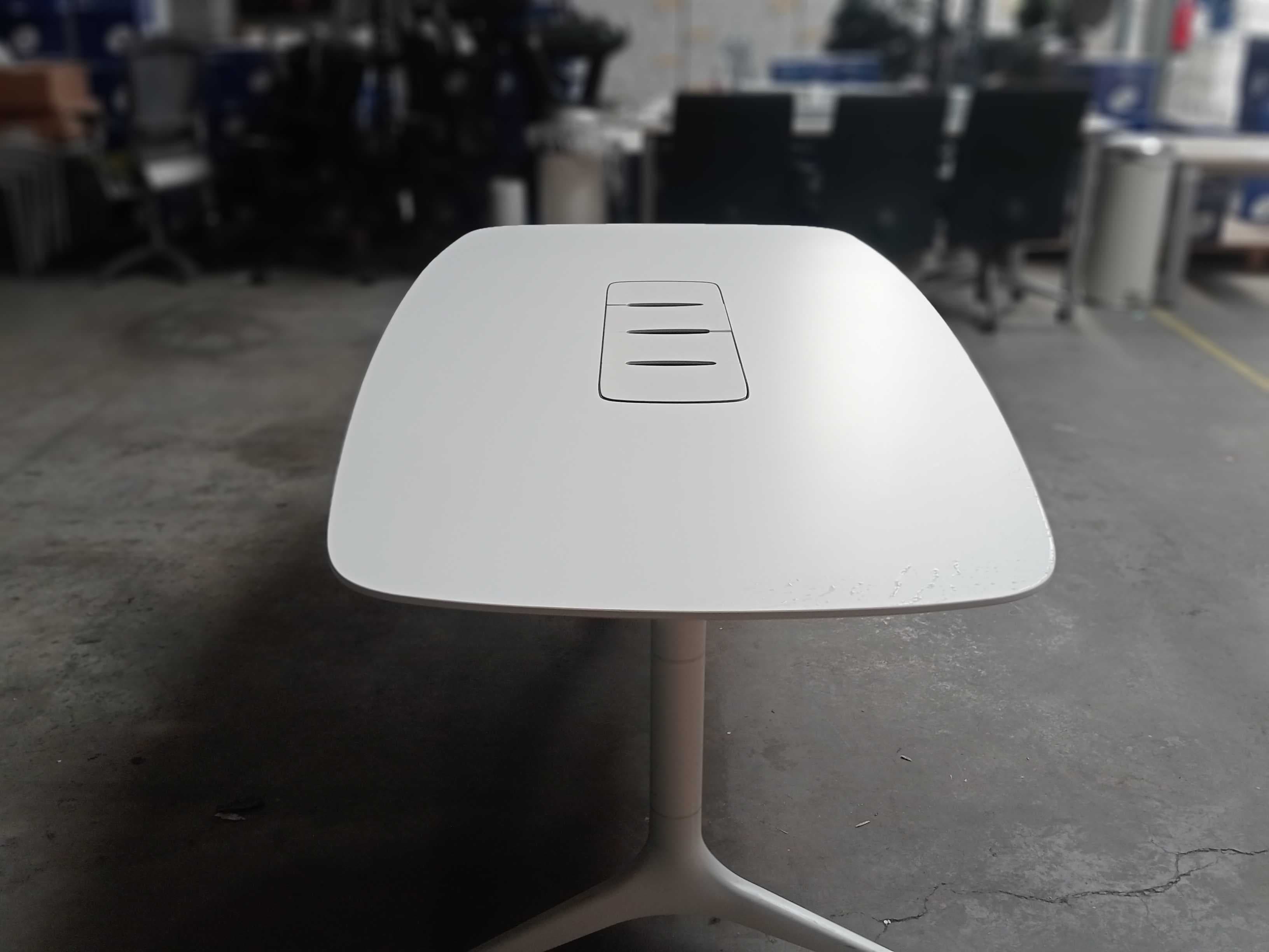 Table de réunion ovale blanche EFG HideTech 215 cm avec accès au plateau-4