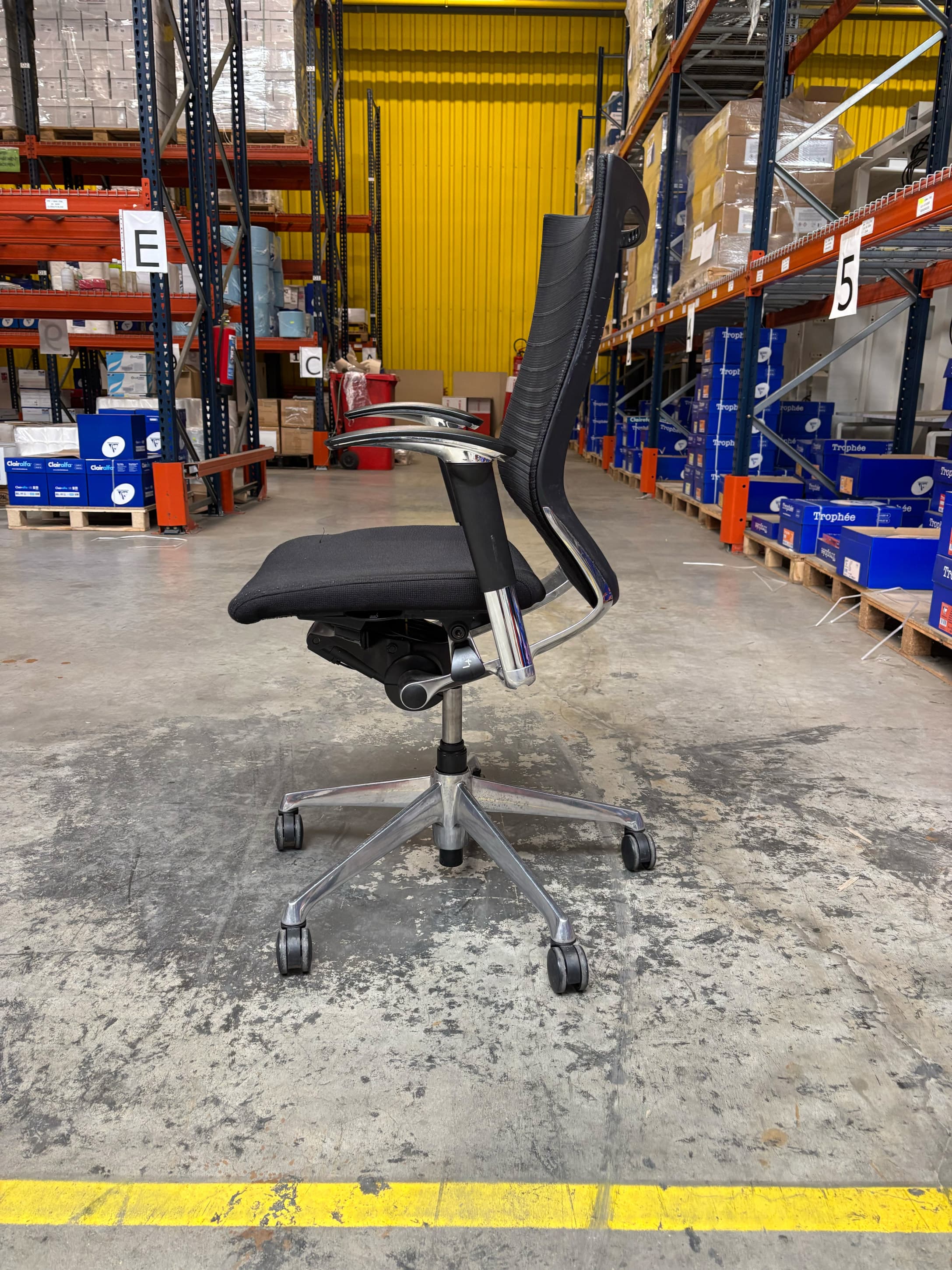 Okamura Black Mesh Office Chair with Ergonomic Design-2