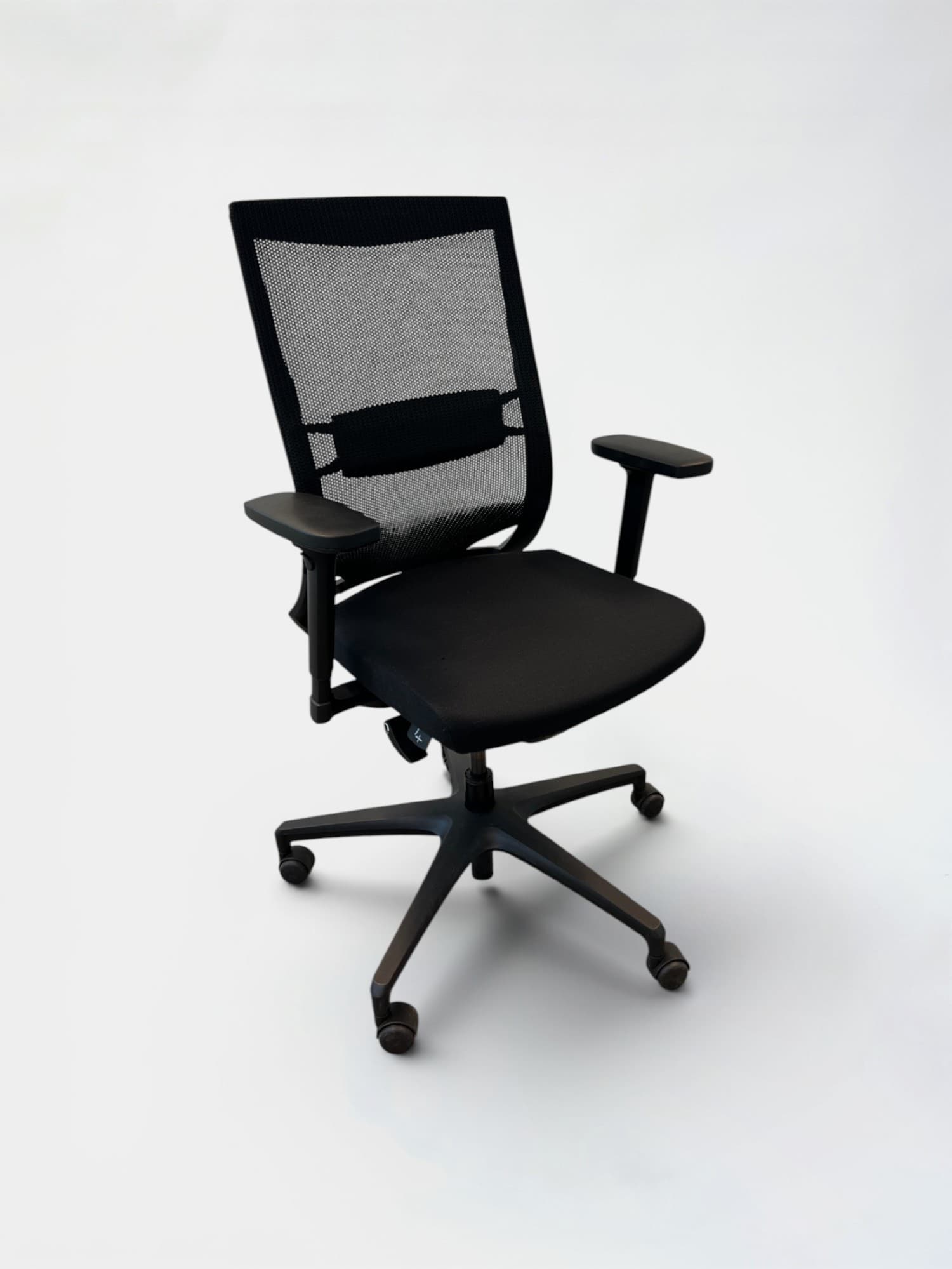 Chaise de bureau Klober en plastique noir, tissu et métal-0