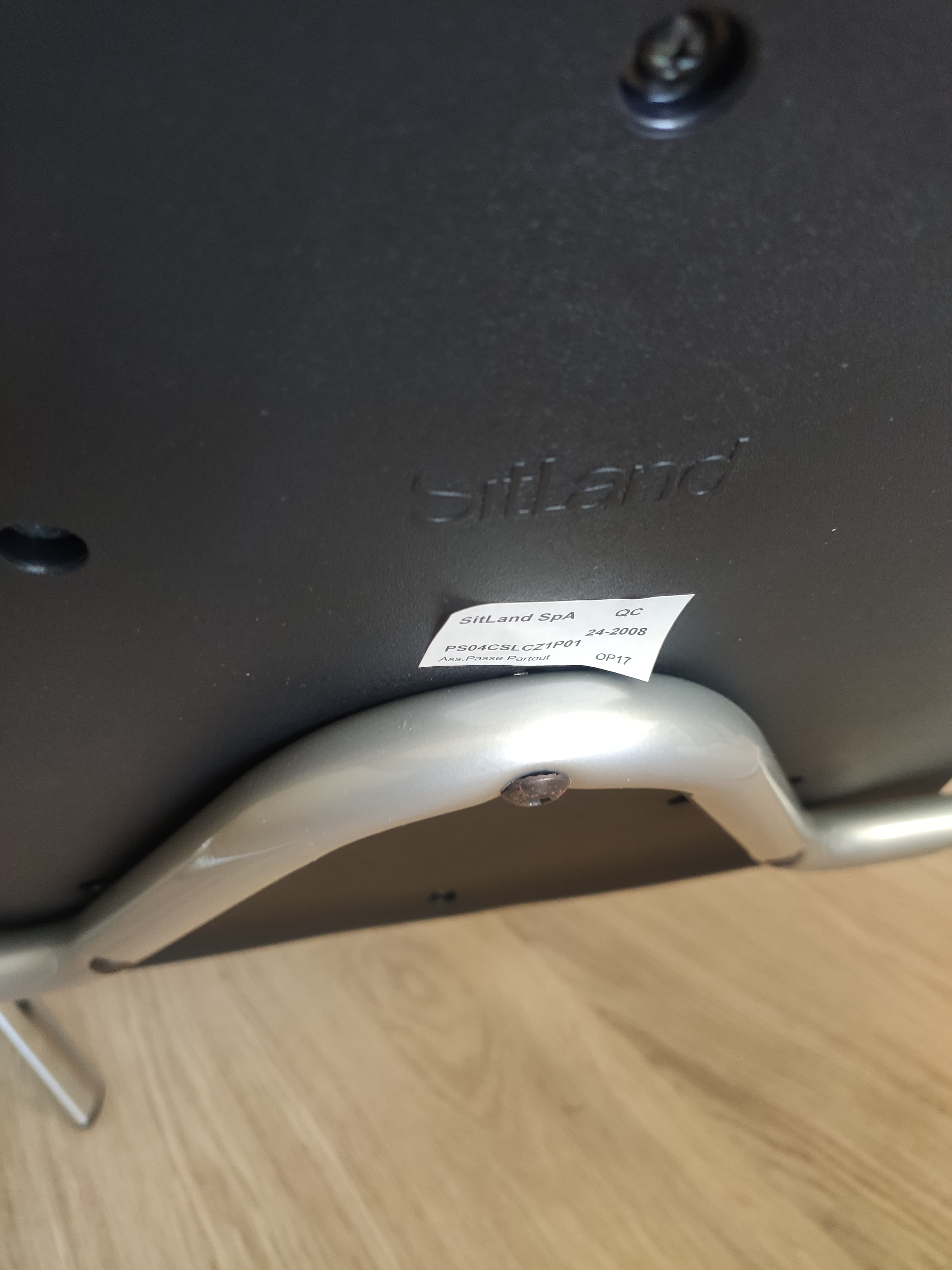 Sitland/PASSEPARTOUT Zwarte stapelbare leren stoel-1