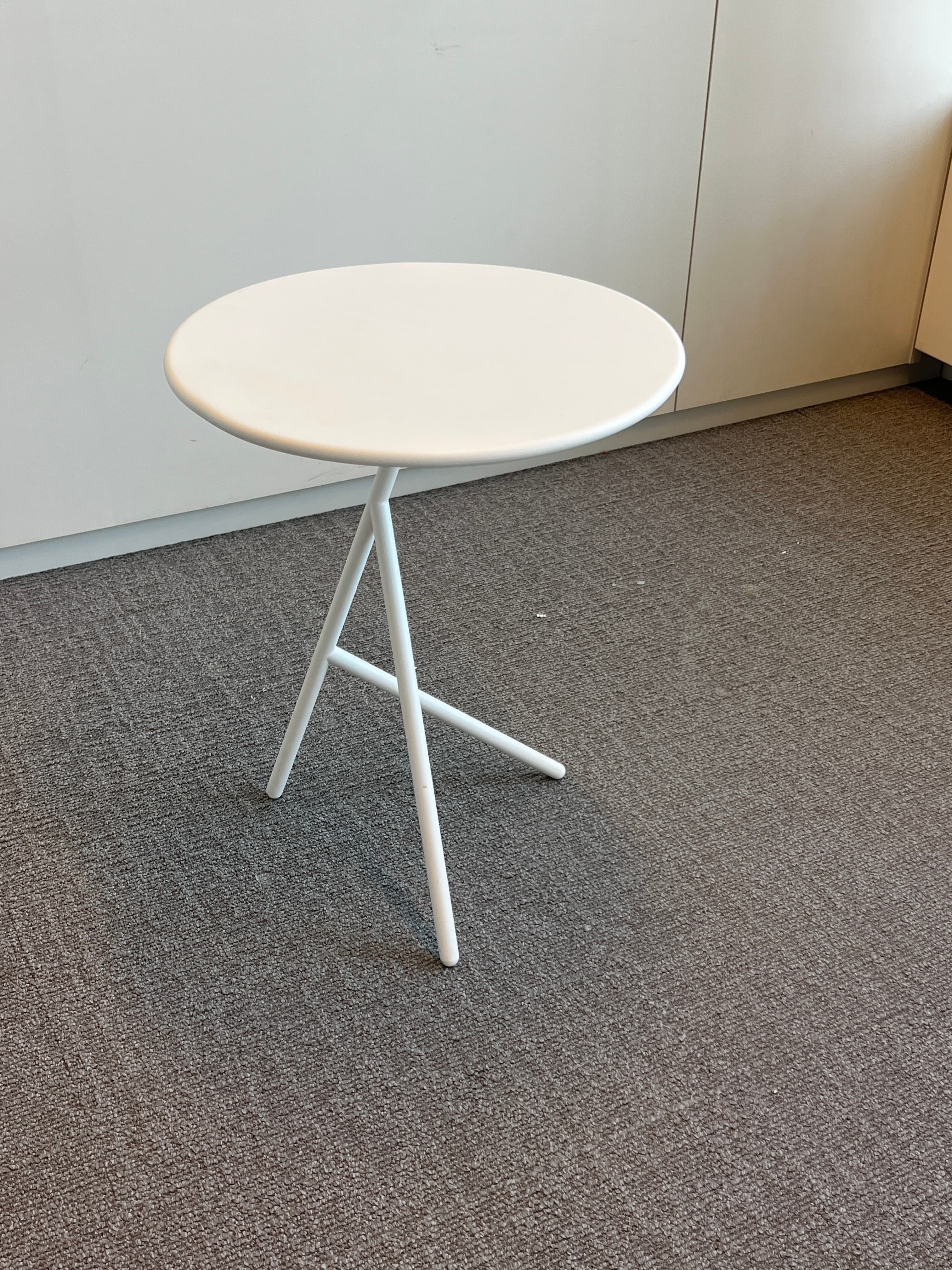 Table basse de 45 cm en bois et métal, blanche-3