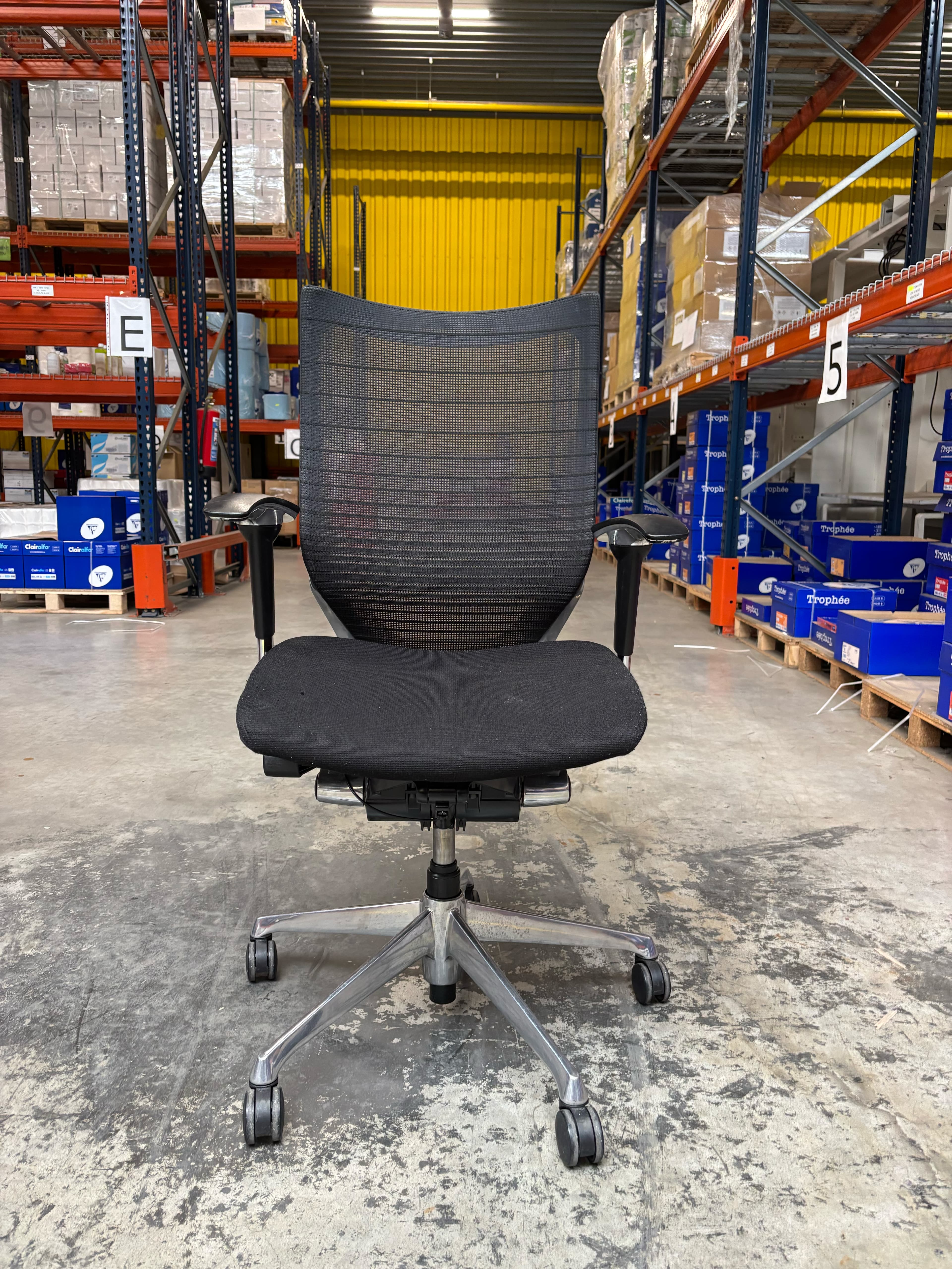 Okamura Black Mesh Office Chair with Ergonomic Design-4