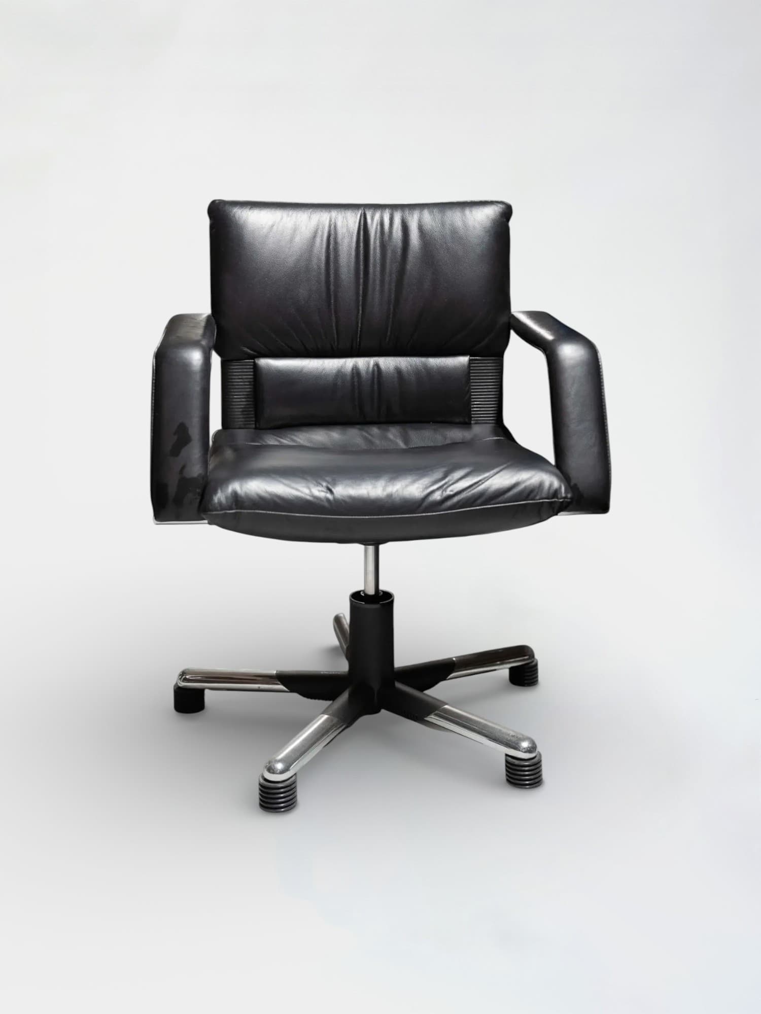 Vitra Black leather meeting chair-2
