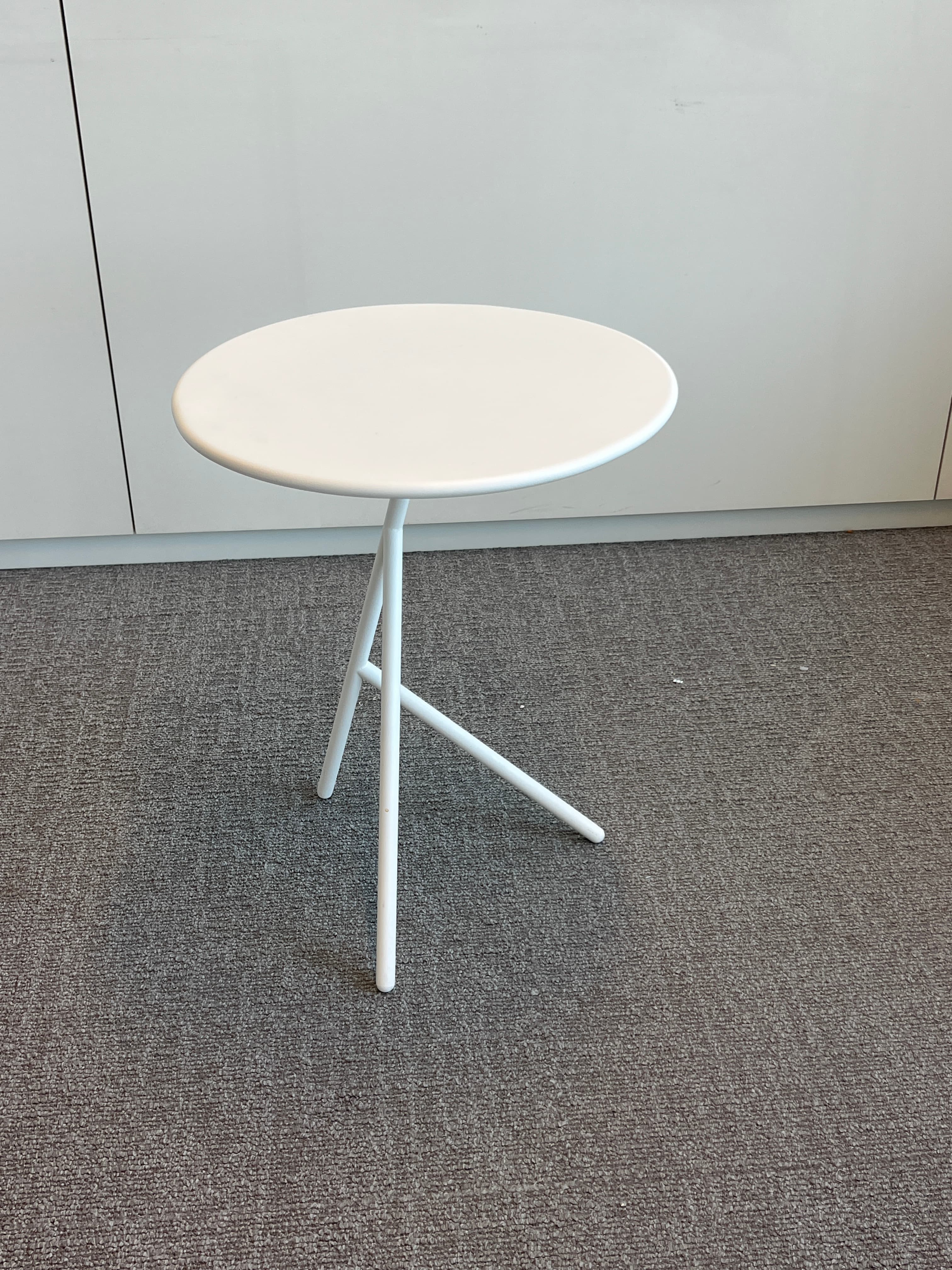 Table basse de 45 cm en bois et métal, blanche-2