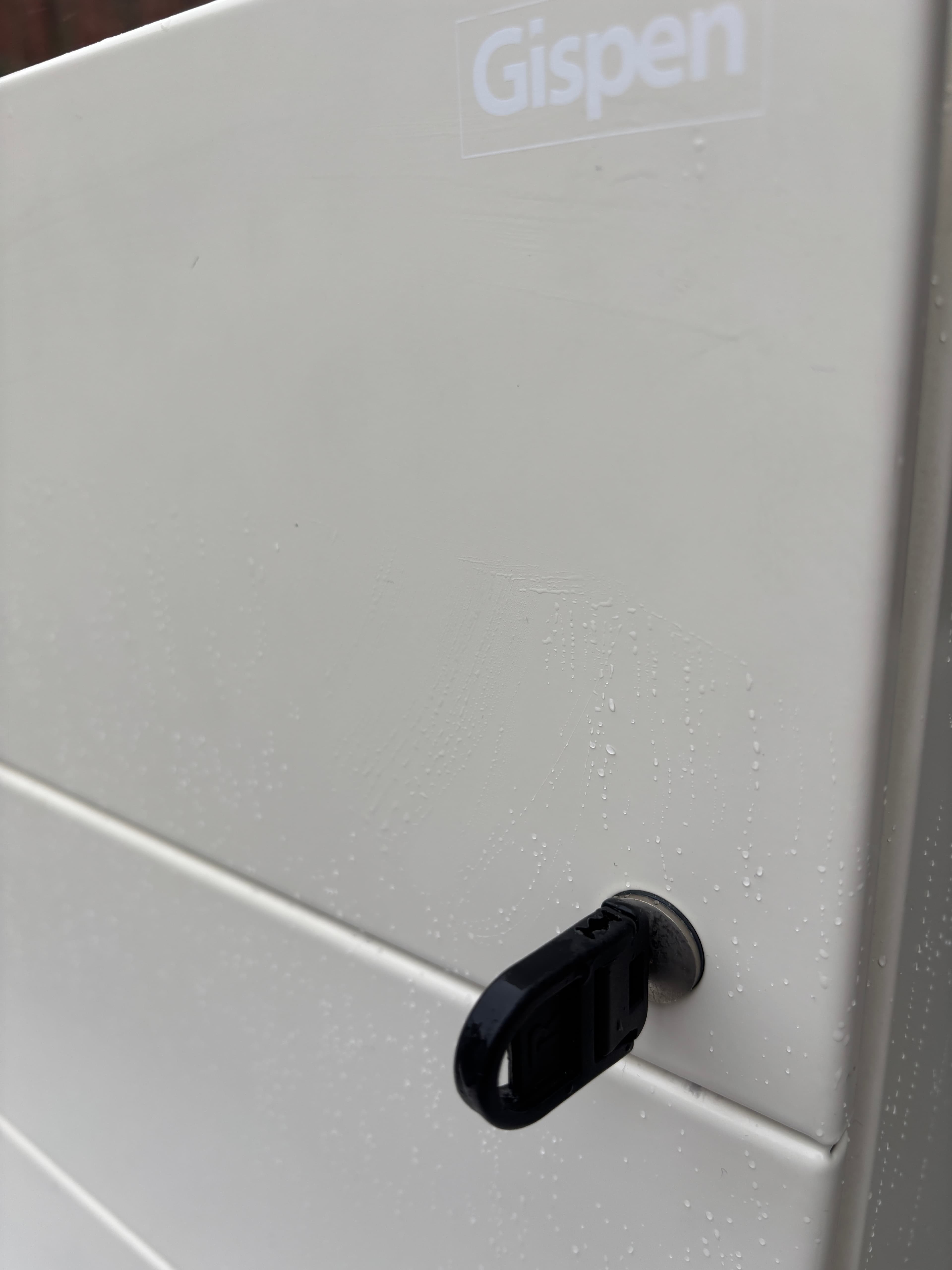 Armoire à dossiers en métal blanc avec trois tiroirs et une serrure-1