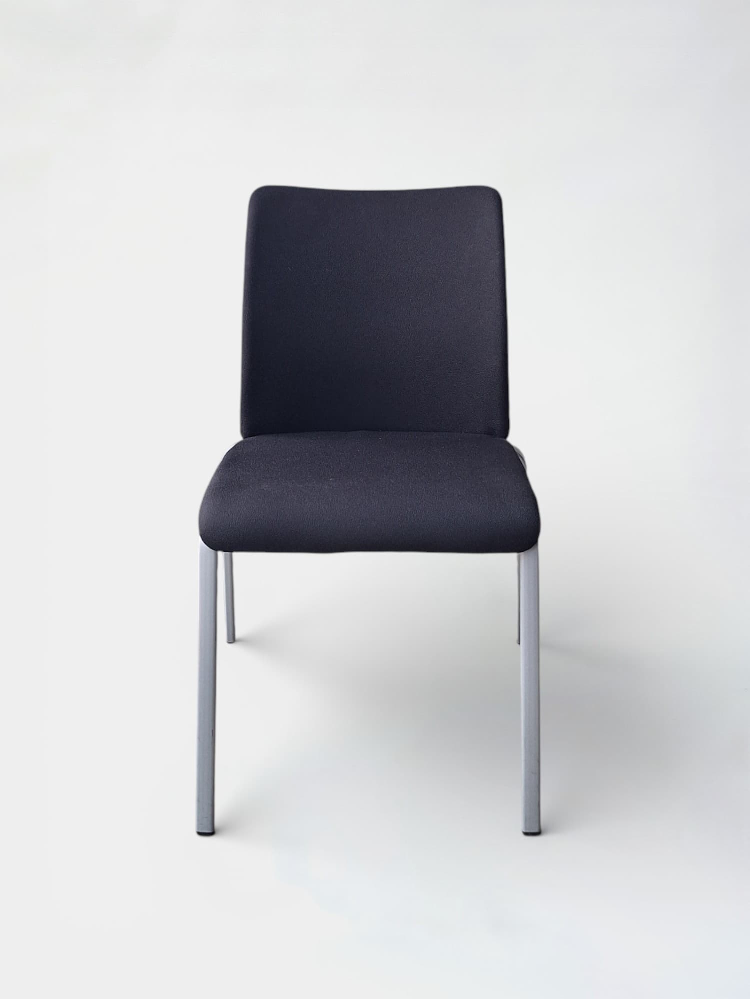 Steelcase zwarte vergaderstoel-1