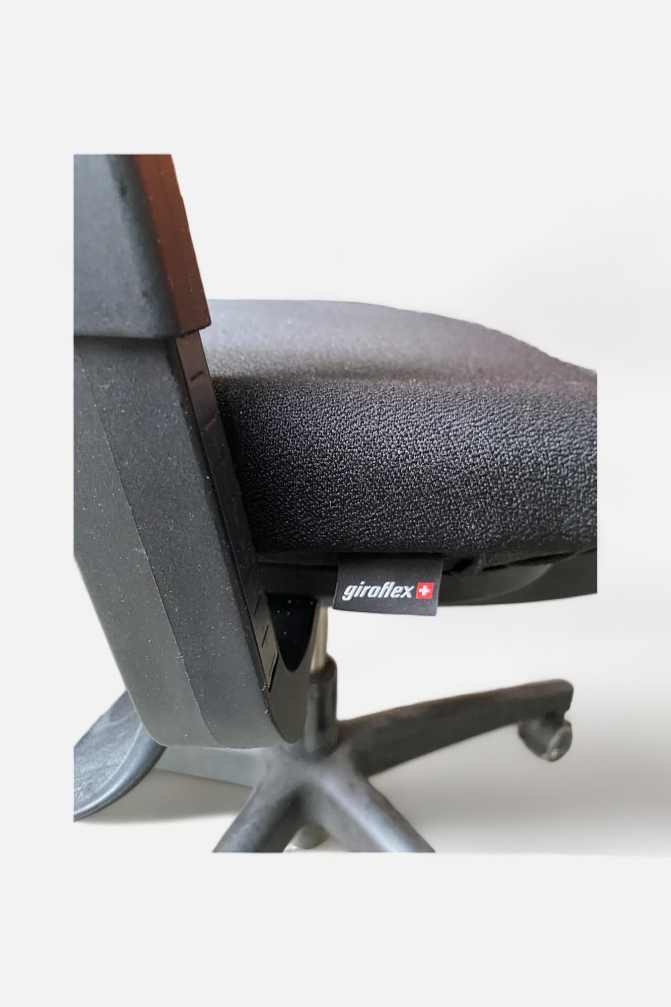 Giroflex Ergonomic orange and black office chair on wheels-3