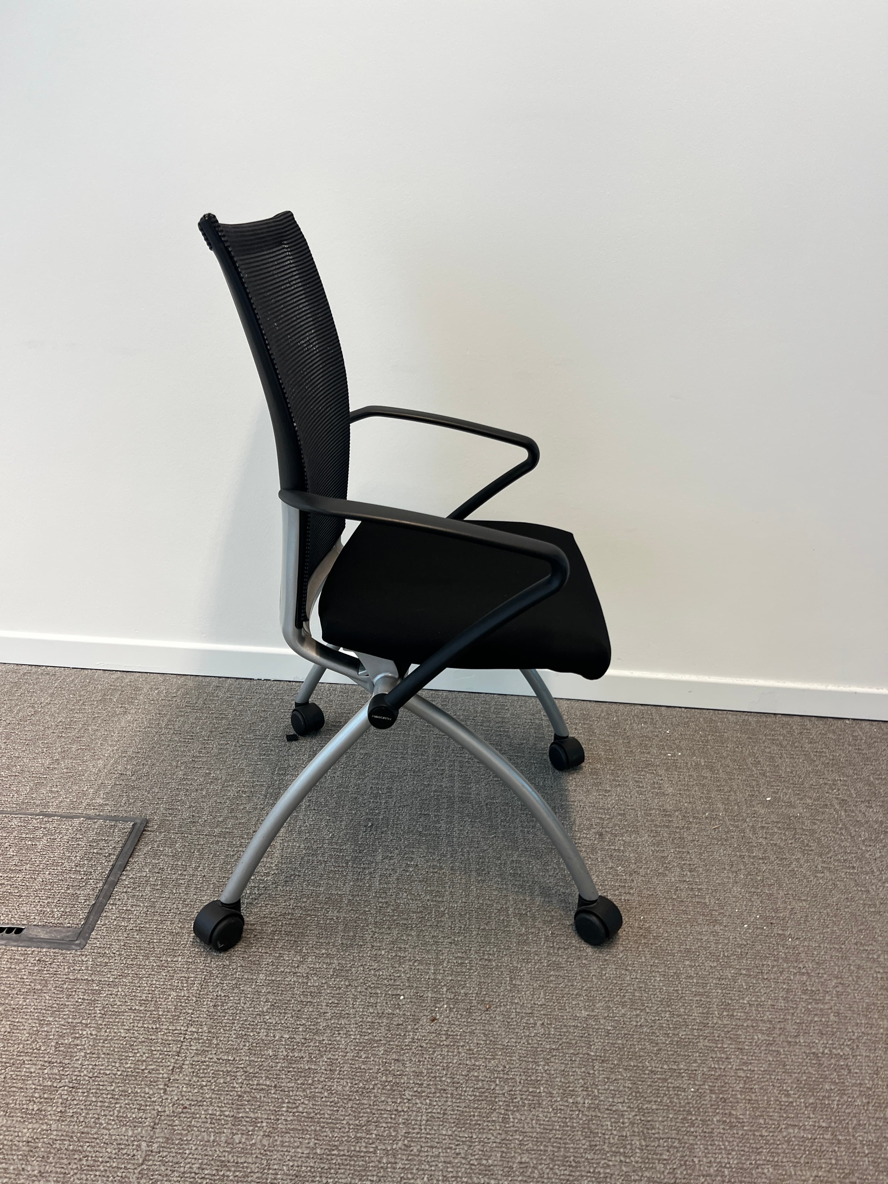 Chaise de bureau Haworth en tissu noir et gris-1