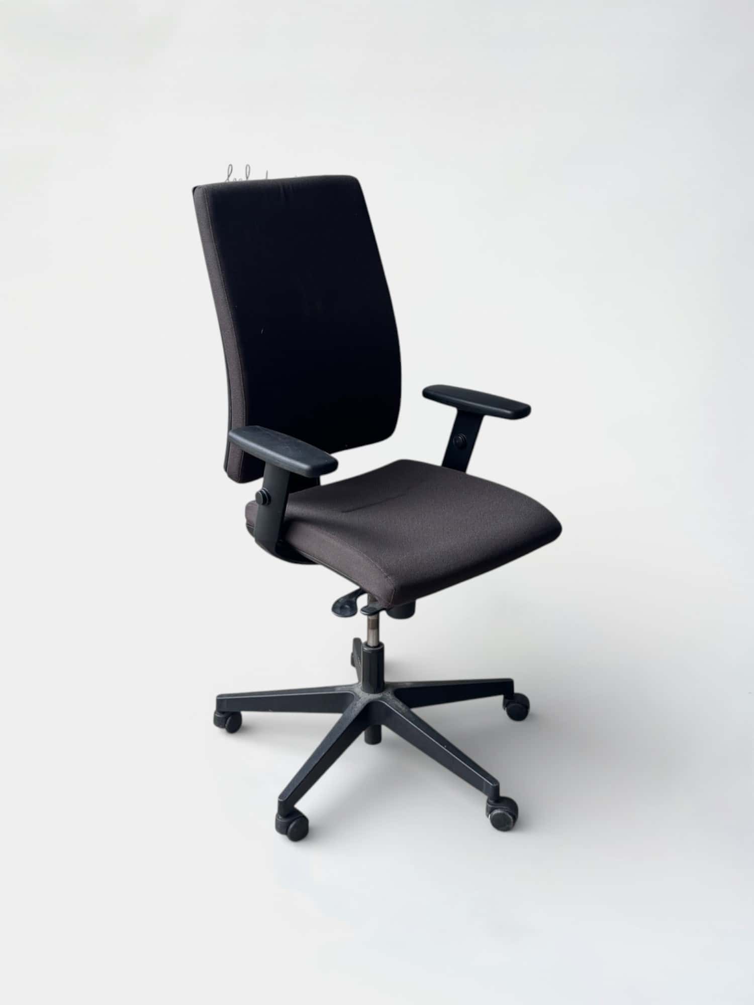 Nowy Styl Navigo Air Care brown office Chair product image