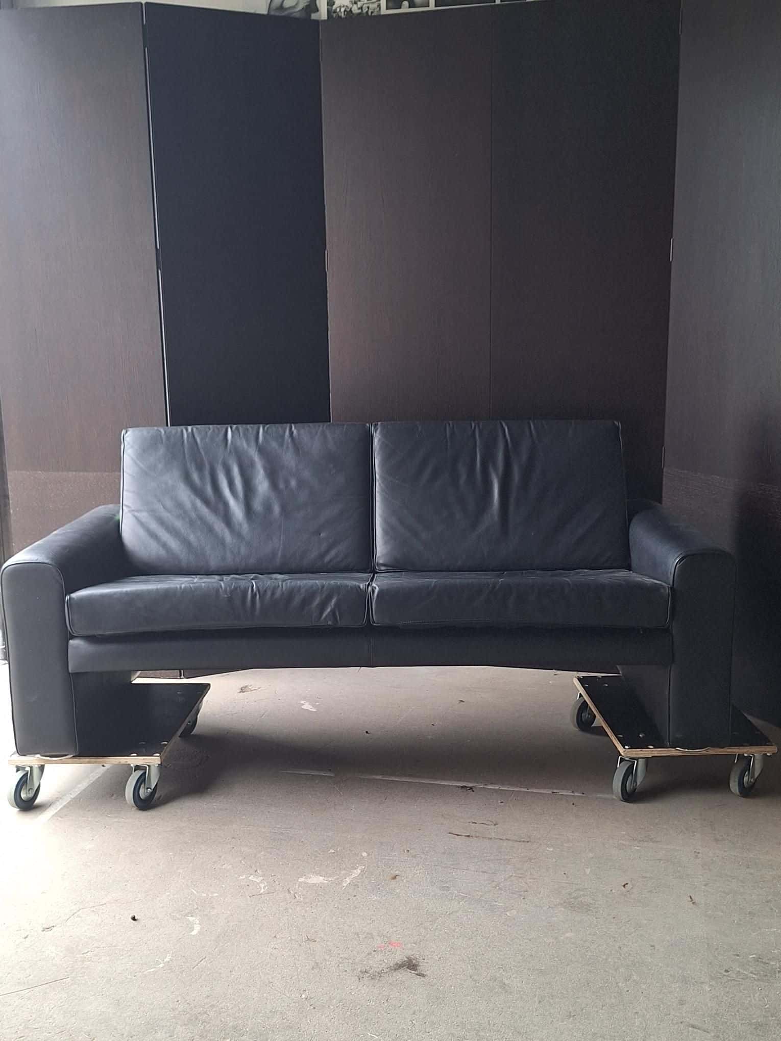 Artifort Black leather sofa 2ppl product image