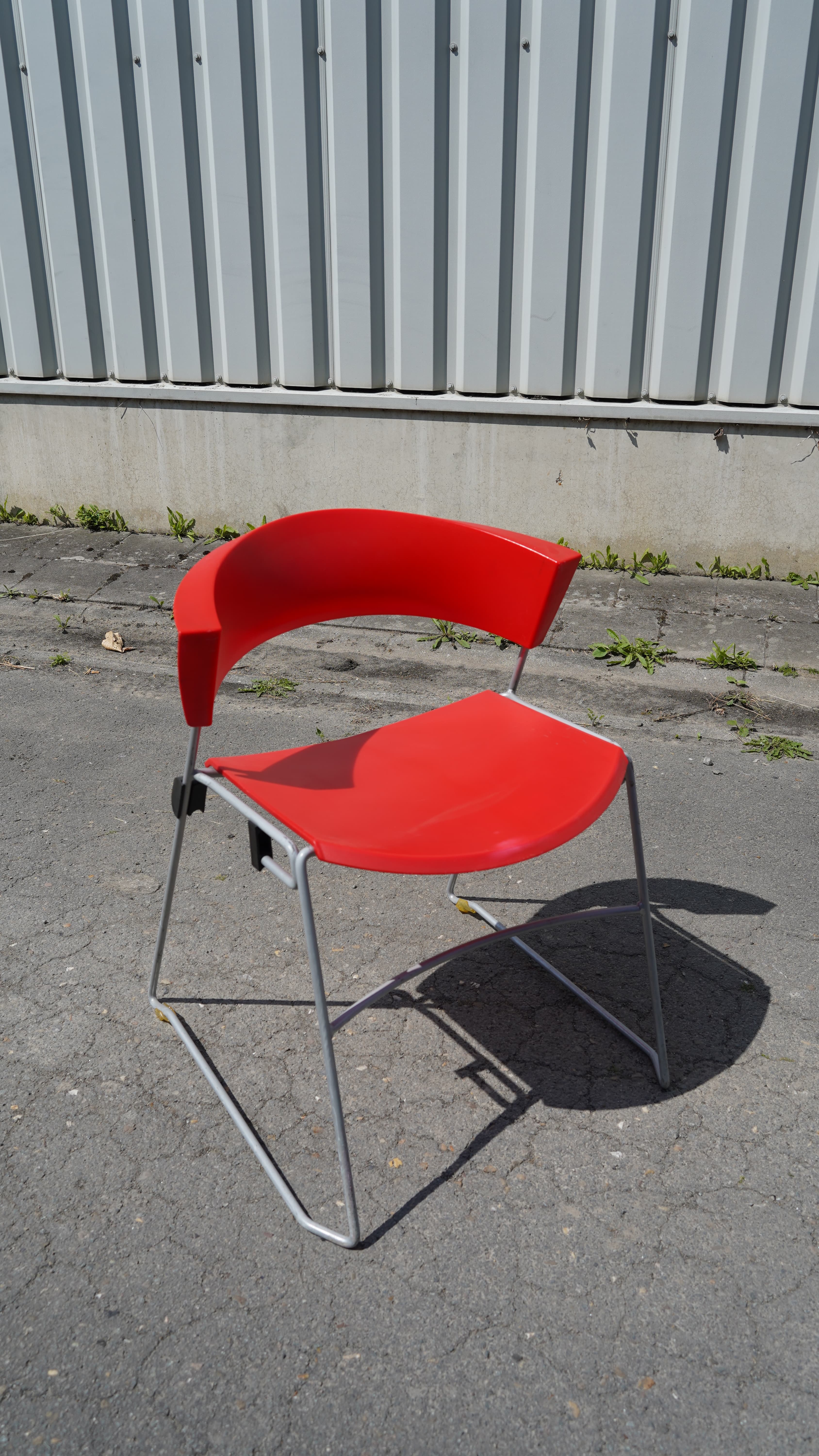 Giroflex red stackable chair-1