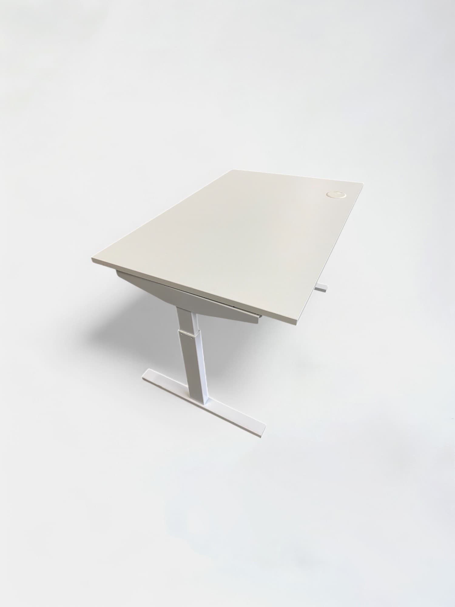 120cm White desk with adjustable size without divider