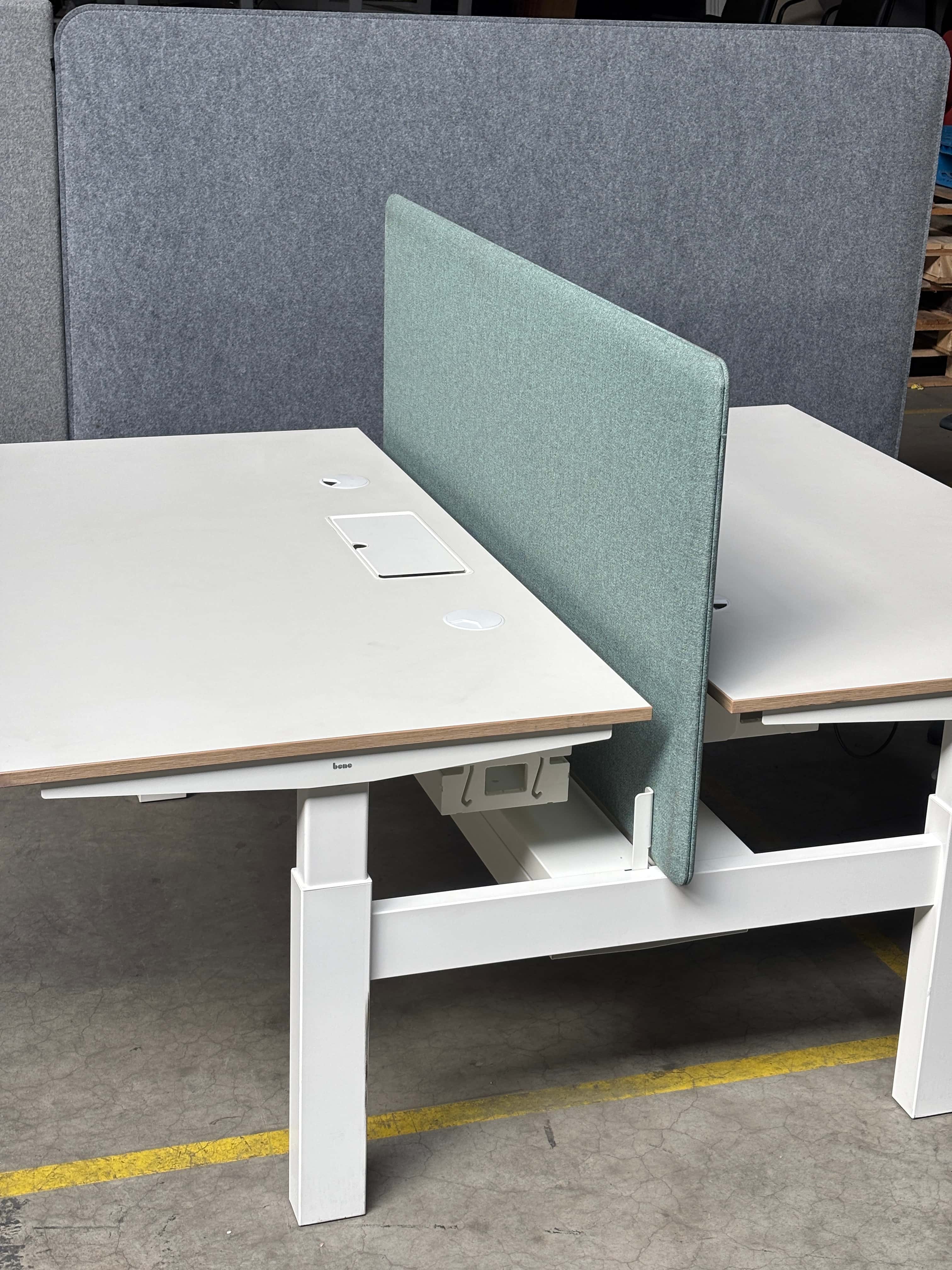 BENE 140cm White duo desk electric with blue separator product image