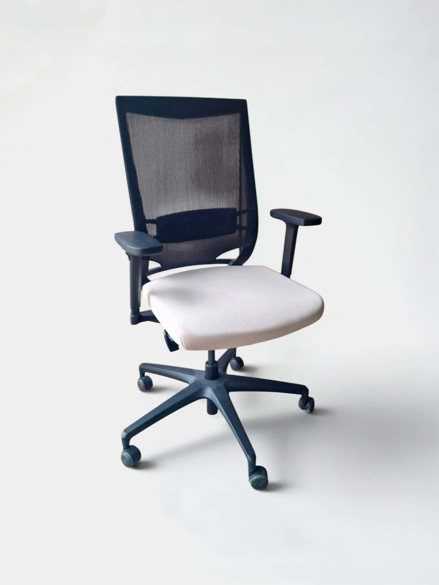 Klober Duera Cream office chair product image