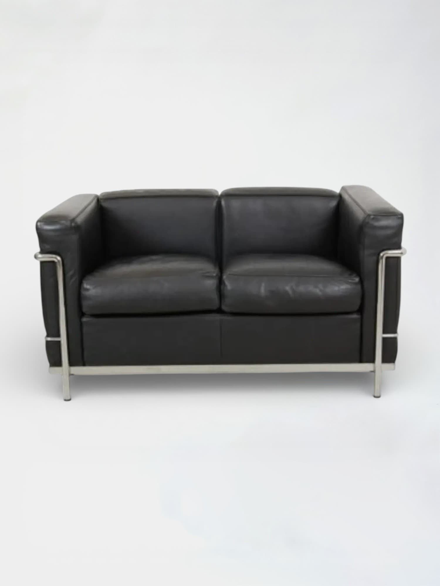 Canapé 2 places en cuir noir, inspiration Cassina