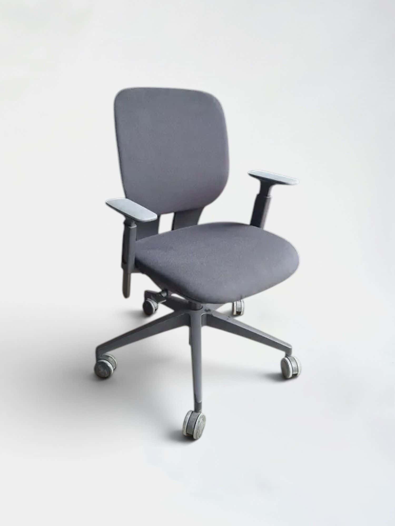 Klober Mera 98 Black Fabric Office Chair by Jörg Bernauer product image