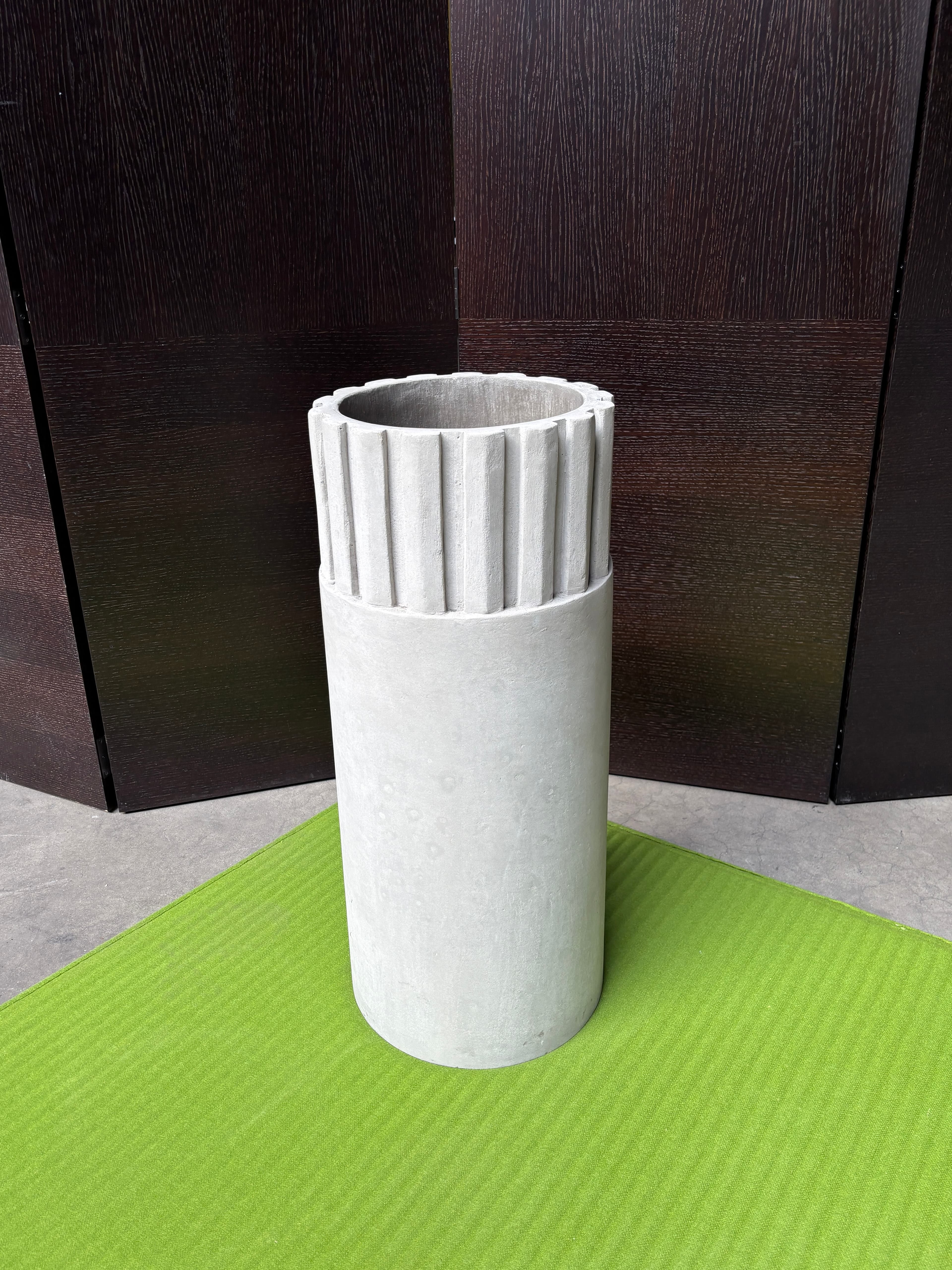 Jardinière en béton design Serax par Arjan De Feyter et Tim Vranken