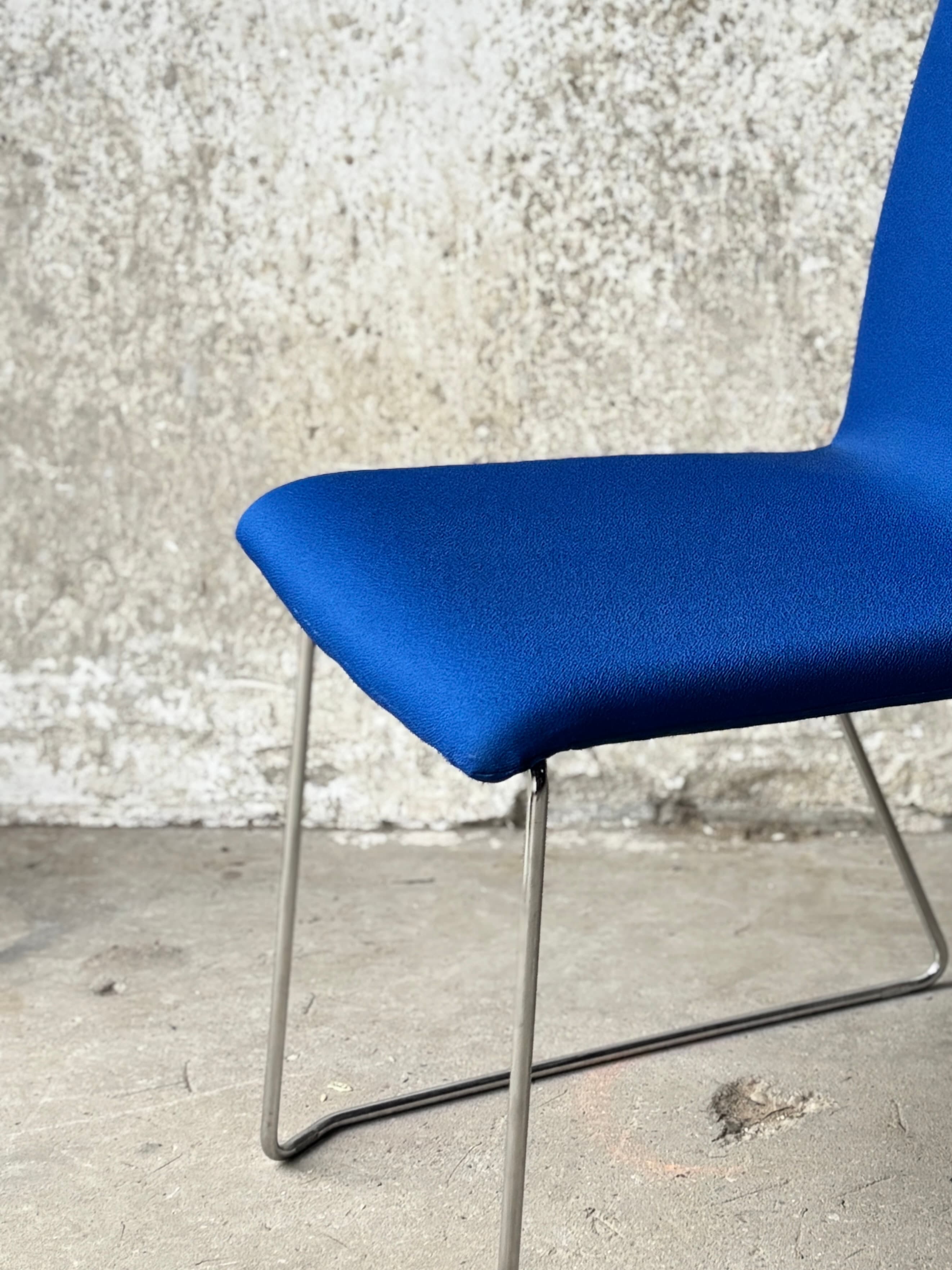 Narbutas Moon stackable electric blue chair on steel legs-1